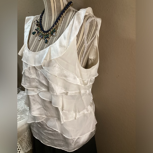 CREAM RUFFLES SLEEVELESS SILK BLOUSE SIZE XL - Picture 3 of 12